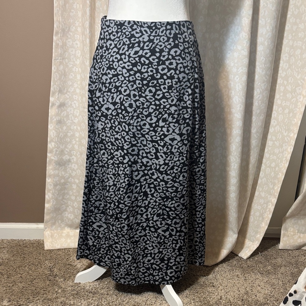 Leopard Print Black and Gray Midi Skirt SHEIN size Small
